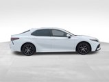 Used 2024 Toyota Camry SE image 6
