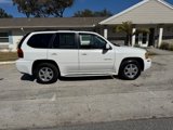 Used 2005 GMC Envoy Denali image 2