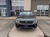 Certified 2022 Volkswagen Taos SEL w/ Panoramic Sunroof Package image 4