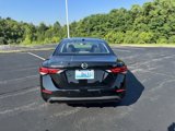 Used 2022 Nissan Sentra SV image 4