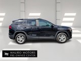 Used 2022 GMC Terrain SLE w/ Driver Convenience Package image 2