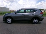 Used 2017 Nissan Rogue S image 3