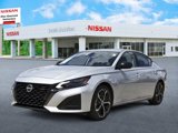 Used 2024 Nissan Altima 2.5 SR image 2