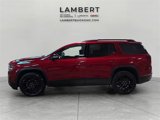 Used 2022 GMC Acadia SLE w/ Driver Convenience Package image 2