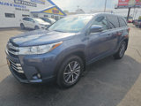 Used 2018 Toyota Highlander XLE image 2