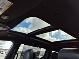 Used 2022 Chrysler Pacifica Limited w/ Uconnect Theater Family Group image 6