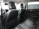Used 2022 Ford Edge Titanium image 2