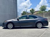 Used 2018 Toyota Camry LE image 2