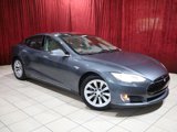 Used 2013 Tesla Model S Performance image 2