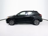 Used 2024 Nissan Kicks SV image 4
