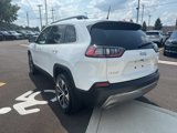 Used 2022 Jeep Cherokee Limited w/ Elite Package image 5