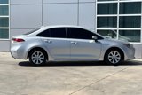Used 2021 Toyota Corolla LE image 3