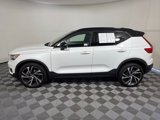 Used 2020 Volvo XC40 T5 R-Design w/ Protection Package Premier image 3