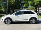 Used 2022 Kia Niro EX image 4