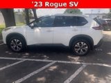 Used 2023 Nissan Rogue SV image 5
