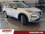 Used 2022 Nissan Rogue SV image 3