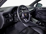 Used 2024 Porsche Macan image 4