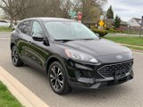 Used 2022 Ford Escape SE w/ SE Sport Appearance Package image 3