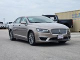 Used 2018 Lincoln MKZ Premiere image 2