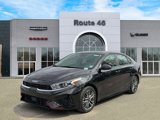Used 2022 Kia Forte GT-Line w/ GT-Line Premium Package image 2