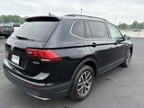 Used 2019 Volkswagen Tiguan SE w/ Panoramic Sunroof Package image 3