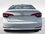 Used 2017 Hyundai Sonata SE image 4