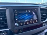 Used 2018 Chrysler Pacifica Touring-L image 2