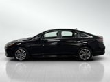 Used 2019 Hyundai Sonata Plug-In Hybrid image 3