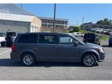 Used 2019 Dodge Grand Caravan SXT image 5