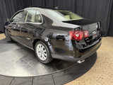 Used 2010 Volkswagen Jetta SEL image 4