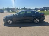 Used 2016 Kia Optima LX image 2