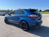 Used 2020 Ford Edge SEL w/ Convenience Package image 3