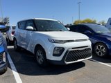 Used 2022 Kia Soul LX w/ Technology Package image 2