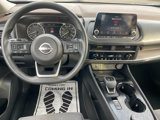 Used 2023 Nissan Rogue SV image 3