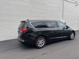 Used 2023 Chrysler Voyager LX image 2
