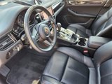 Used 2024 Porsche Macan image 4