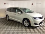 Used 2020 Chrysler Pacifica Touring w/ Cold Weather Group image 3