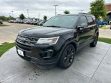 Used 2019 Ford Explorer XLT w/ Equipment Group 202A image 3