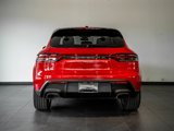 Certified 2024 Porsche Macan image 4