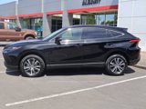 Used 2022 Toyota Venza LE image 3