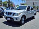 Used 2018 Nissan Frontier SV image 2