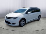 Used 2017 Chrysler Pacifica Touring-L Plus w/ Advanced Safetytec Group image 4