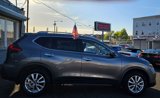 Used 2020 Nissan Rogue SV image 3