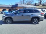 Used 2019 Toyota Highlander XLE image 5