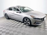 Used 2023 Hyundai Elantra Limited image 3