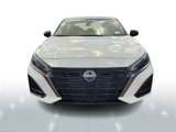Used 2023 Nissan Altima 2.5 SR image 2