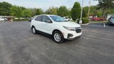 Certified 2022 Chevrolet Equinox LS w/ LS Convenience Package image 2