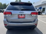 Used 2020 Jeep Grand Cherokee Limited w/ Luxury Group II image 2