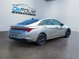 Used 2023 Hyundai Elantra SEL image 3