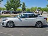 Used 2023 Nissan Altima 2.5 SV image 3